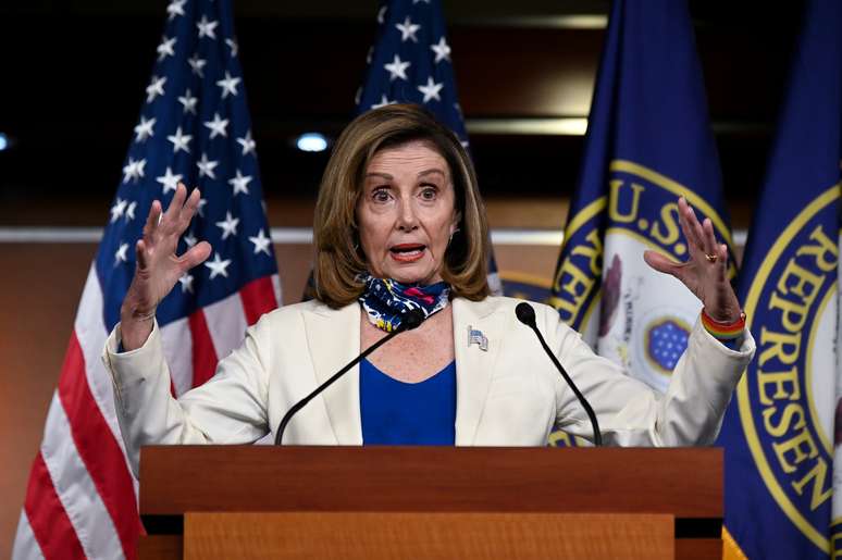Presidente da Câmara dos Deputados dos EUA, Nancy Pelosi, participa de enetrvista no Congresso
 1/10/2020 REUTERS/Erin Scott