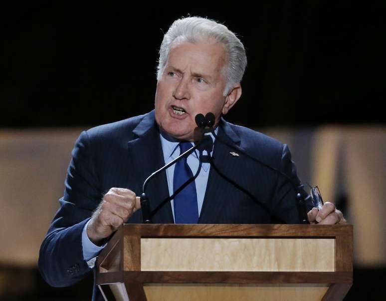 25/09/2015
Ator Martin Sheen, que interpretou o presidente de tend&ecirc;ncia progressista Jed Bartlet no seriado "The West Wing"
REUTERS/Carlo Allegri