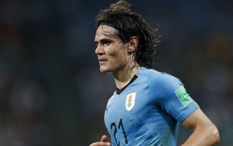 Cavani deve debutar na próxima terça-feira contra o seu ex-clube (Foto: AFP)