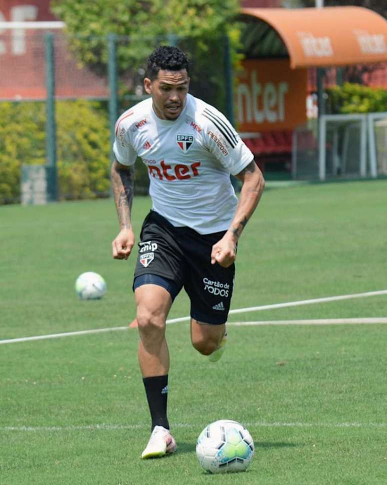 Luciano é o artilheiro do São Paulo no Brasileirão, com cinco gols marcados (Divulgação/ São Paulo)