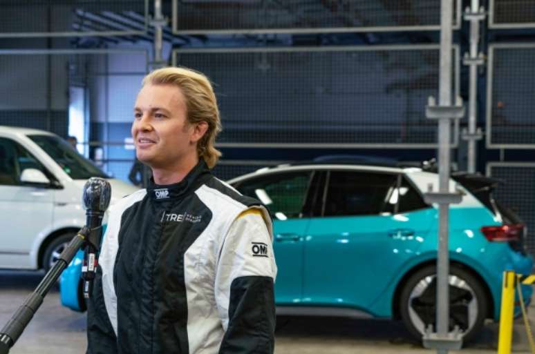 Nico Rosberg foi campeão de Fórmula 1 em 2016, superando Lewis Hamilton na Mercedes.