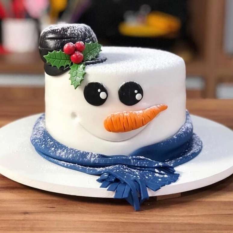 71. O boneco de neve serve de inspiração para o bolo de natal. Fonte Pinterest