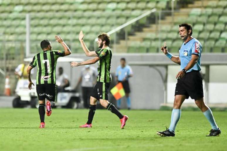 O América-MG vem de duas vitórias consecutivas no Brasileiro da Série B, diante de Vitória-BA e Náutico-(Mourão Panda/América-MG)