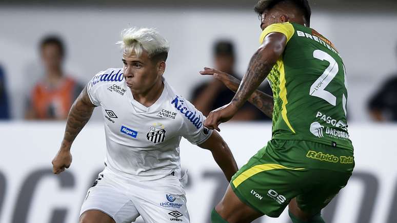 Soteldo vai continuar no Santos até fevereiro