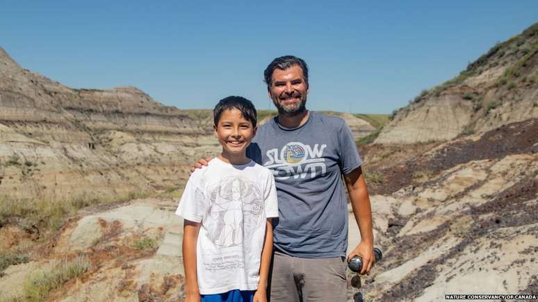 Nathan e Dion frequentemente fazem caminhadas na unidade de conservação de Alberta Badlands