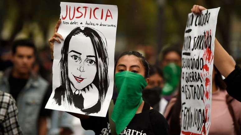 No México, dez mulheres são assassinadas por dia