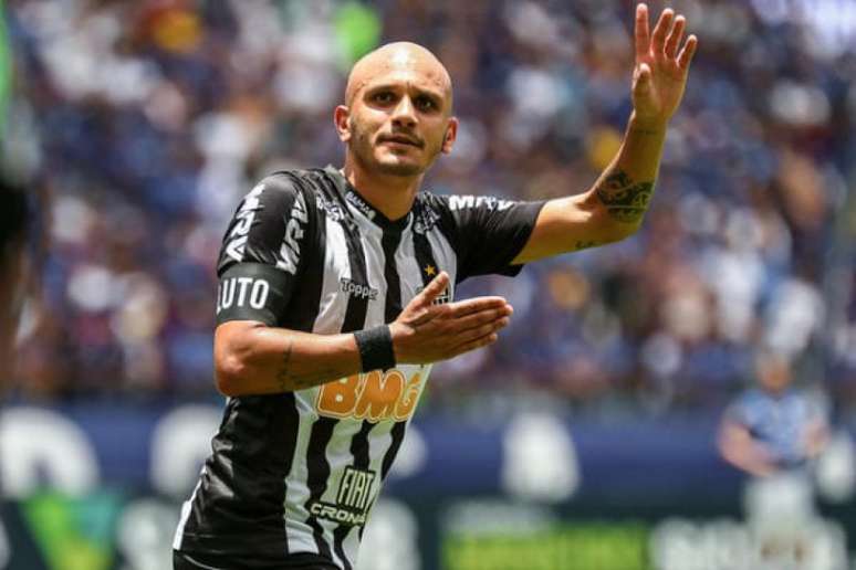 Fábio Santos está perto de acertar seu retorno ao Corinthians nos próximos dias (Foto: Bruno Cantini/Atlético-MG)