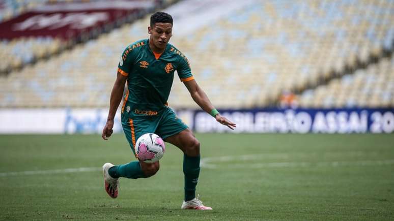 Fernando Pacheco vinha sendo titular do Fluminense nos últimos jogos (Foto: Lucas Merçon/Fluminense FC)