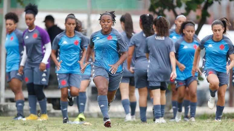 Juliana é uma das destaques da equipe cruz-maltina (Rafael Ribeiro/Vasco)