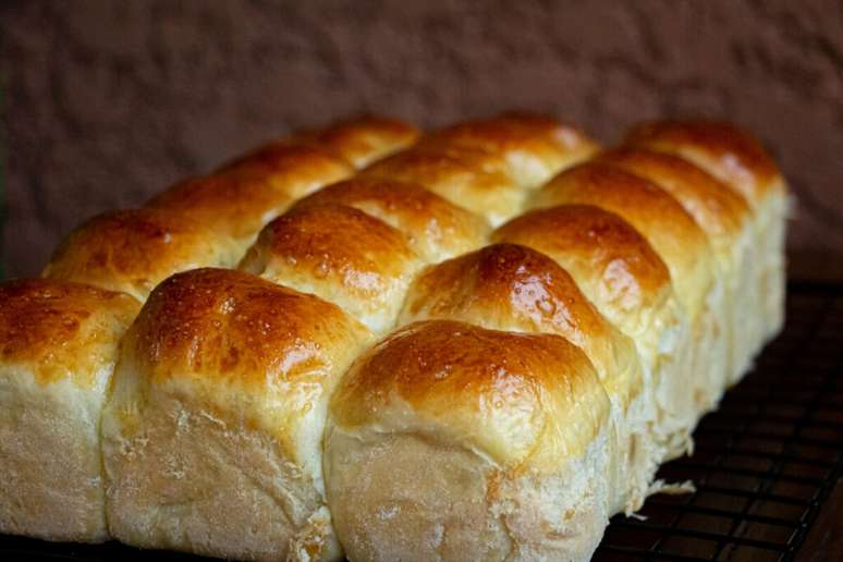 Guia da Cozinha - Pão travesseiro da Rafa: receita de pão macio e fofinho