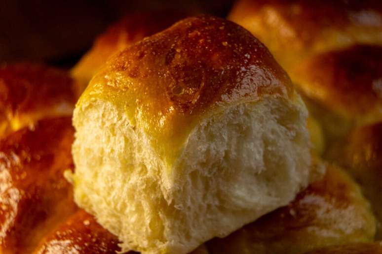 Guia da Cozinha - Pão travesseiro da Rafa: receita de pão macio e fofinho