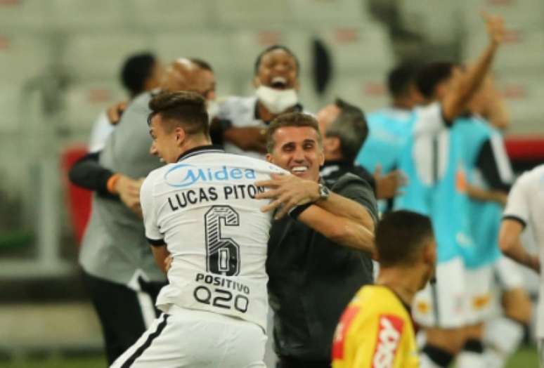 Corinthians quer vencer o Flamengo (Foto:Fotoarena/Lancepress!)