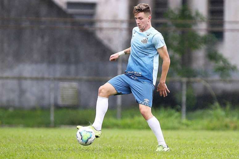 Brayan deve subir ao profissional do Santos (Foto: Pedro Ernesto Guerra Azevedo/Santos FC)