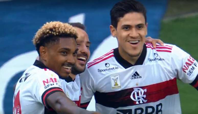 Flamengo goleou o Corinthians por 5 a 1 fora de casa (Foto: Reprodução/TV Globo)