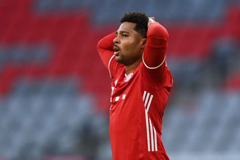 Gnabry será desfalque no Bayern de Munique na Liga dos Campeões e na Bundesliga (Foto: CHRISTOF STACHE / AFP)