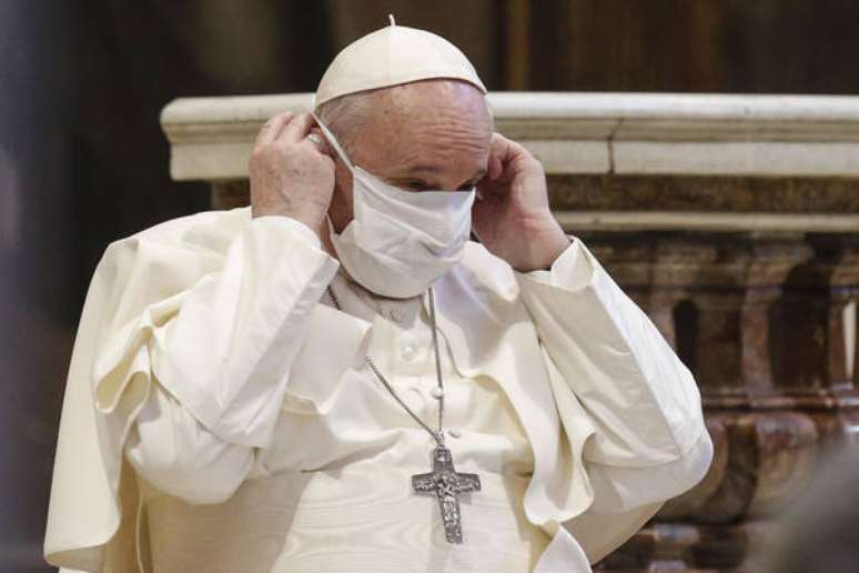 Papa Francisco durante cerimônia ecumênica em basílica de Roma