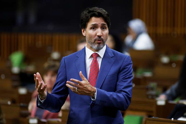Canada's Prime Minister Justin Trudeau speaks during Question Period in the House of Commons on Parliament Hill in Ottawa, Ontario, Canada October 21, 2020. REUTERS/Blair Gable