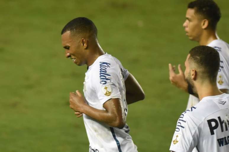 Lucas Braga entrou em campos aos 12 minutos do segundo tempo para ser decisivo (Foto: Ivan Storti/Santos FC)