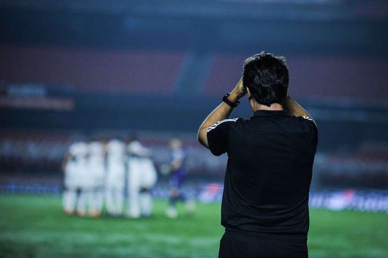 Diniz pode ter dor de cabeça na segunda fase da Copa Sul-Americana (Staff Imagens/Conmebol)