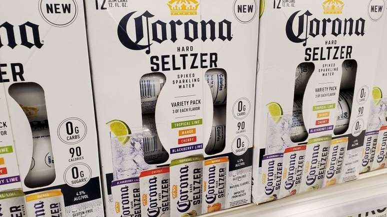 A Corona, fabricante mexicana de cerveja, está investindo no produto nos Estados Unidos