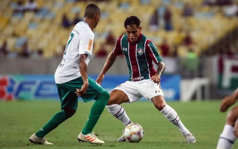 Orinho estava fora dos planos da comissão técnica do Fluminense (Foto: LUCAS MERÇON/ FLUMINENSE F.C.)