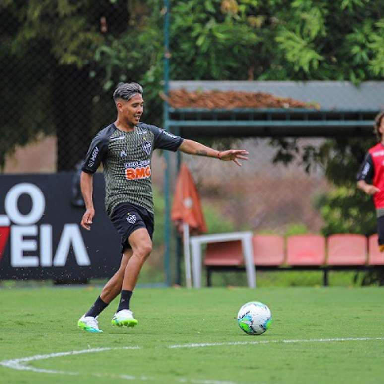 Zaracho não entra em casa desde o dia 15 de março e ainda terá de ganhar melhor condicionamento físico-(Pedro Souza/Agência Galo)