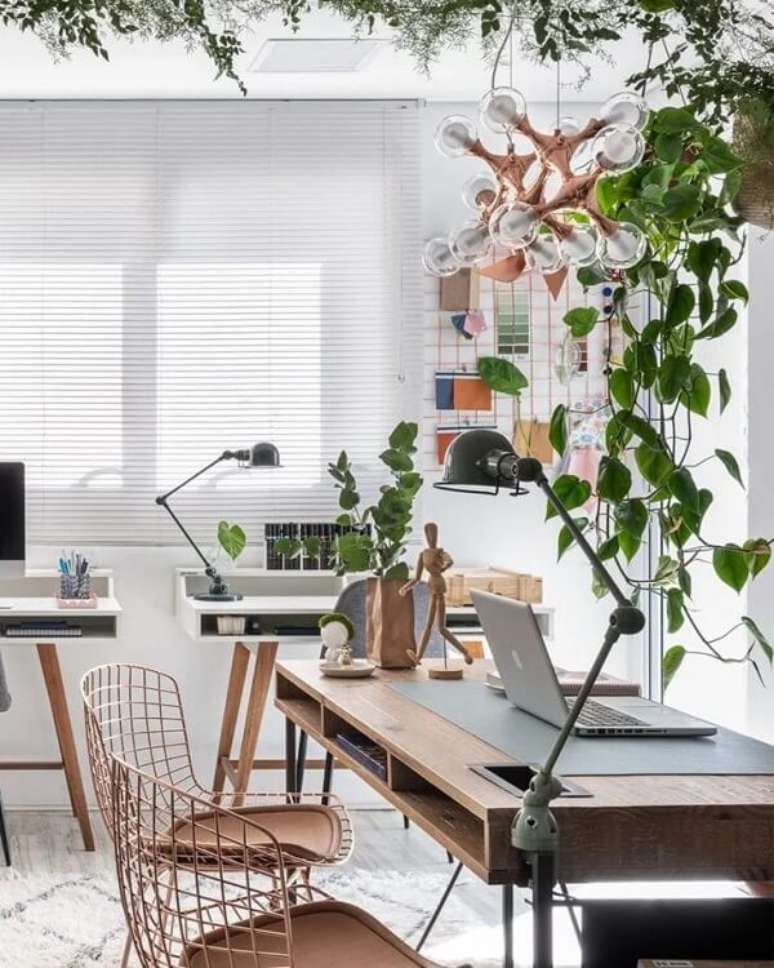 6. A cadeira Bertoia rose gold traz delicadeza para o ambiente. Fonte: Pinterest