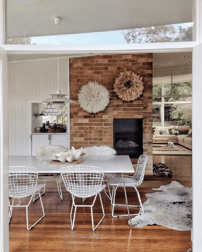 37. &Eacute; dif&iacute;cil resistir ao charme da cadeira Bertoia. Fonte: Pinterest