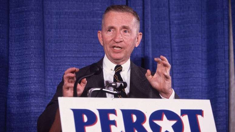 Ross Perot tirou uma porcentagem significativa de votos de George H. Bush em 1992