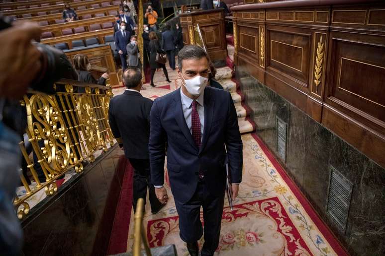 Premiê da Espanha, Pedro Sánchez, no Parlamento do país em Madri
22/10/2020 Pablo Blazquez Dominguez/Pool via Reuters