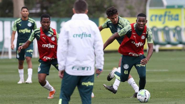 Patrick de Paula deve voltar a ser titular do Palmeiras após ser reserva na Libertadores (Foto: Cesar Greco/Palmeiras)