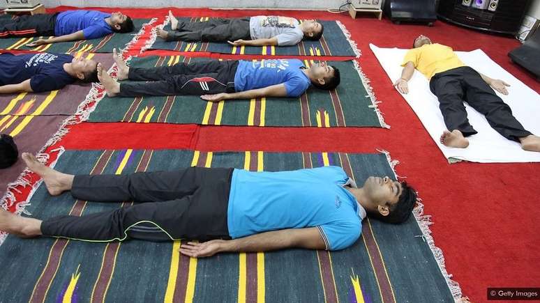 Um laboratório de defesa indiano experimenta técnicas de ioga para ajudar os soldados em ambientes hostis