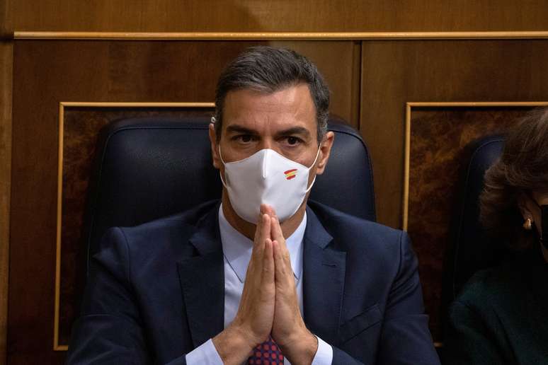 Premiè da Espanha, Pedro Sánches, durante sessão do Parlamento do país em Madri
22/10/2020 Pablo Blazquez Dominguez/Pool via Reuters