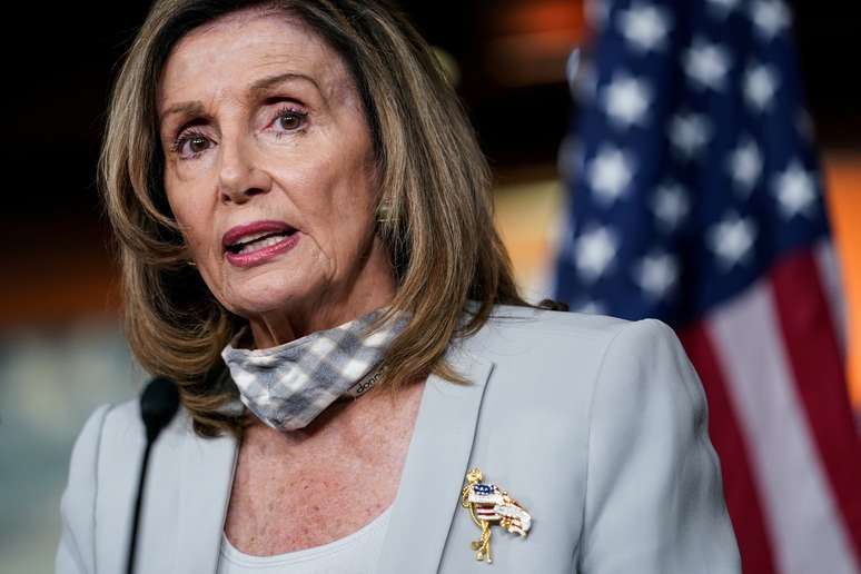 Presidente da Câmara dos Deputados dos EUA, Nancy Pelosi, durante entrevista coletiva em Washington
13/08/2020 REUTERS/Sarah Silbiger