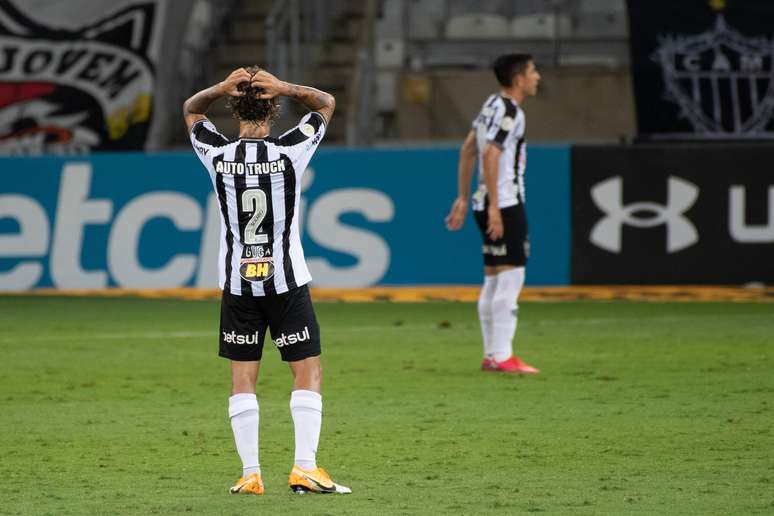 Em jogo de ataque contra defesa, Atlético-MG para em Luan Polli e empata com o Sport