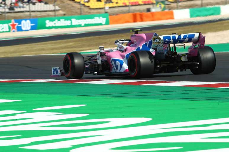 Lance Stroll, voltando após pegar Covid-19, ficou fora do top-10 