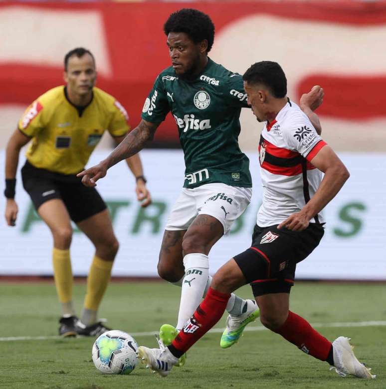 Luiz Adriano encerrou o jejum de gols (Foto: Cesar Greco/Agência Palmeiras)