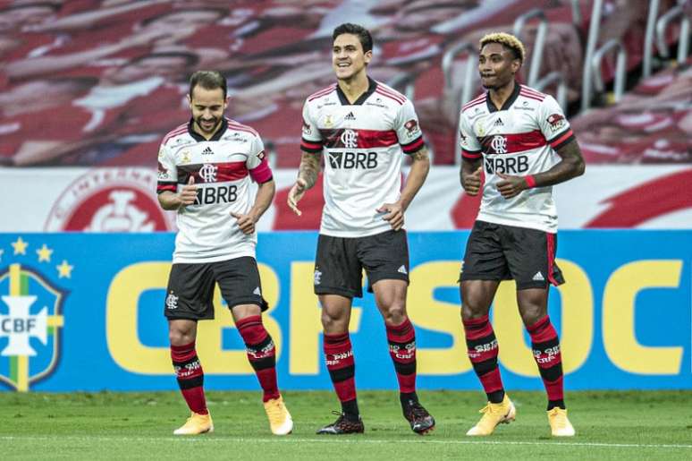 O Flamengo empatou com o Internacional no Beira-Rio