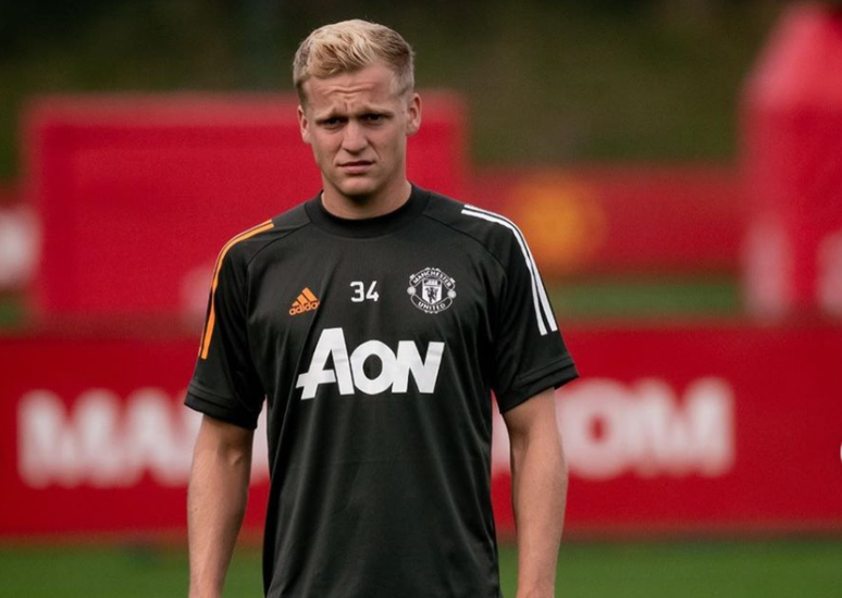 Van de Beek ainda não se firmou na titularidade do United (Foto: Divulgação/Instagram)