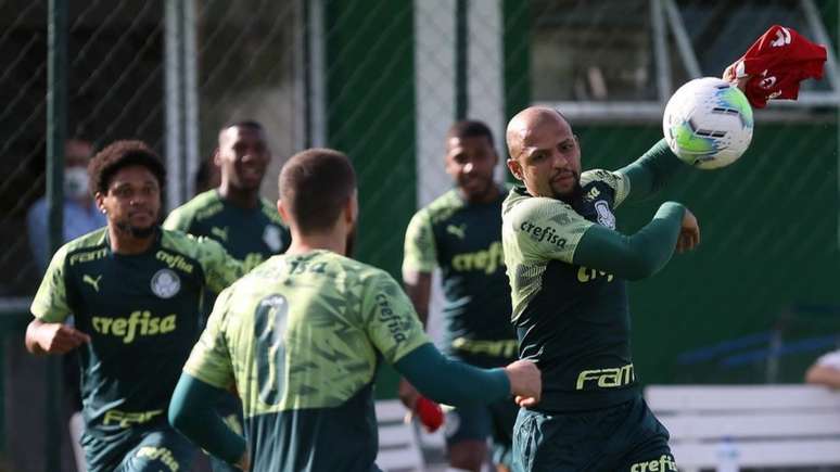 Titulares treinaram pela primeira vez na semana nesta terça-feira (Foto: Cesar Greco/Palmeiras)
