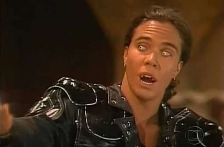 Fl&aacute;vio Silvino como Matos&atilde;o em cena da novela 'Vamp' &nbsp;