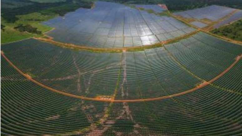 Usina de energia solar da Solatio, empresa que patrocina o Atlético-MG