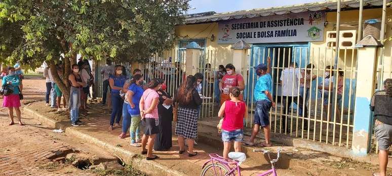 Secretária de Estado de Assistência Social, dos Direitos Humanos e de Políticas para Mulheres afirma que situação de migrantes em Assis Brasil é acompanhada de perto pelas autoridades