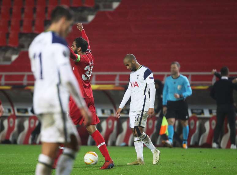 Jogador do Antwerp comemora vitória contra o Tottenham
29/10/2020
REUTERS/Yves Herman