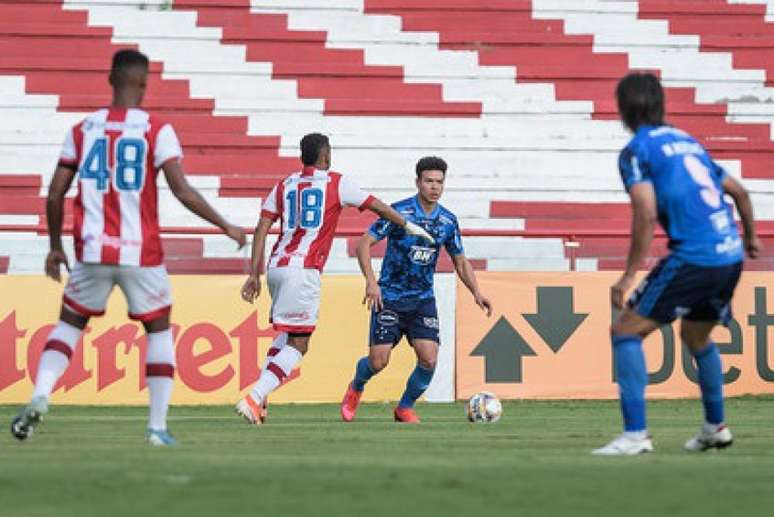 O time azul vem de um empate e uma vitória sob o comando de Felipão e busca uma reação na Série B-(Gustavo Aleixo/Cruzeiro)