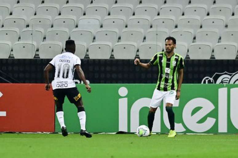 O time mineiro não ficou nervoso diante do Timão jogando na Neo Química Arena-(Mourão Panda/América-MG)