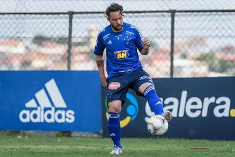 Piccolomo está oficialmente registrado como jogador do Cruzeiro-(Gustavo Aleixo/Cruzeiro)