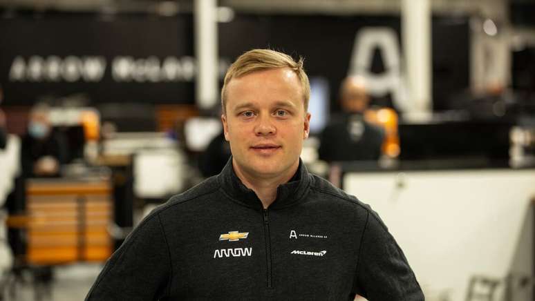 Felix Rosenqvist passa a defender a McLaren na Indy em 2021 