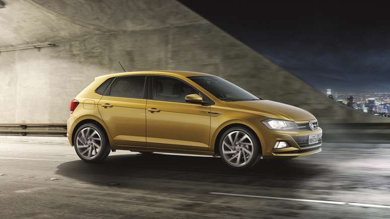 Volkswagen Polo é oferecido em quatro versões de motores e cinco de acabamento.