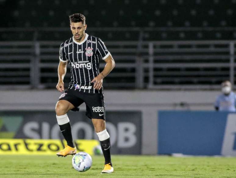 Danilo Avelar investe em um aplicativo de captação de jogadores (Foto: Rodrigo Coca/ Ag. Corinthians)